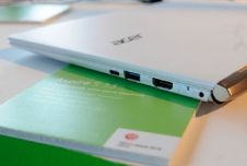 Acer Aspire S13 -     Intel Skylake